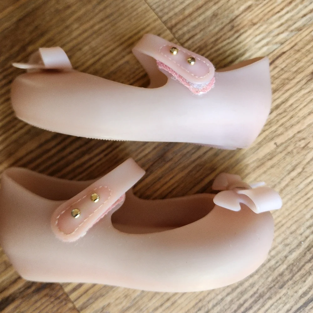 Size 8 - NEW MINI MELISSA Light Pink Matte Sandals